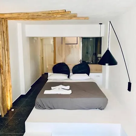 Alidian Bay Leros 公寓式酒店 4*