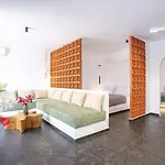 מלון דירות Alidian Bay Leros 4*